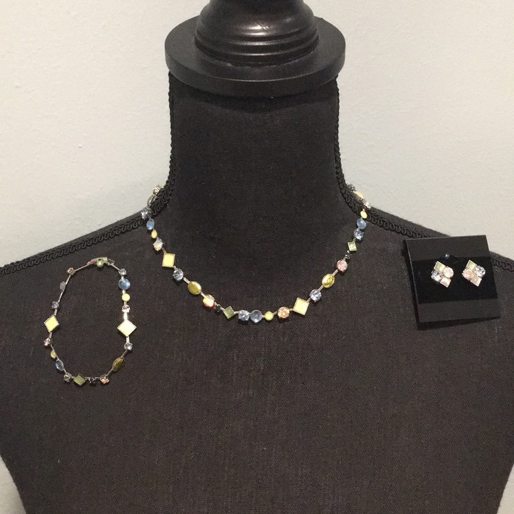 Lia Sophia Silver Jewel and Stone Jewelry Set